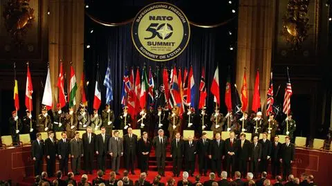 Szczyt NATO w Waszyngtonie w 1999 roku. Pierwszy, w którym uczestniczyła Polska