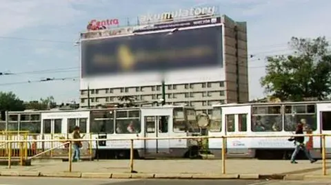 Baner nie daje żyć studentom
