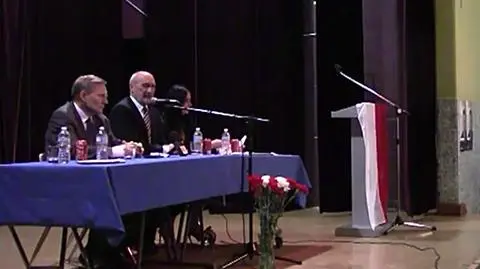 Antoni Macierewicz w czasie spotkania w Chicago zapowiedział, że prezydent Duda ujawni aneks po wyborach