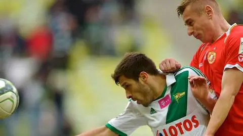 Widzew (na czerwono) bez szans w Gdańsku