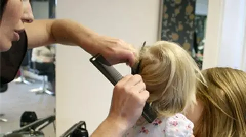 Różne stawki za strzyżenie kobiet i mężczyzn "nielegalne"