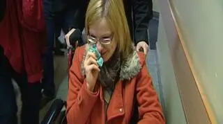 Kobieta chora na stwardnienie rozsiane walczyła o prawo do terapii 