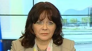 25.02 | - Pierwsze sto dni działania resortu to okres skoncentrowania się na wdrażaniu reformy nauki i szkolnictwa wyższego, przeprowadzonej w poprzedniej kadencji - powiedziała w sobotę podczas konferencji prasowej minister nauki i szkolnictwa wyższego, Barbara Kudrycka. (TVN24)