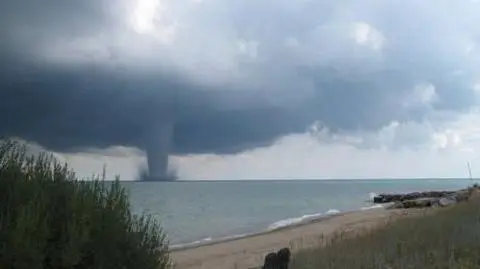 Traba wodna nad J. Michigan