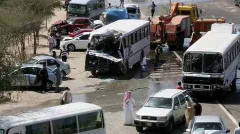 Mega-karambol w Emiratach