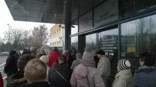 Szpital przy ul. Kamieńskiego we Wrocławiu podczas ewakuacji