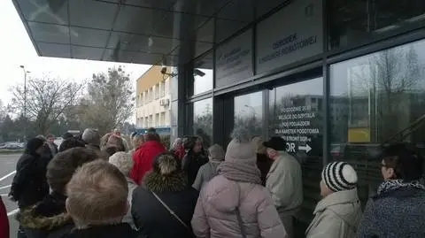 Ewakuacja szpitala we Wrocławiu: ciężarne i noworodki przeniesione na inne oddziały