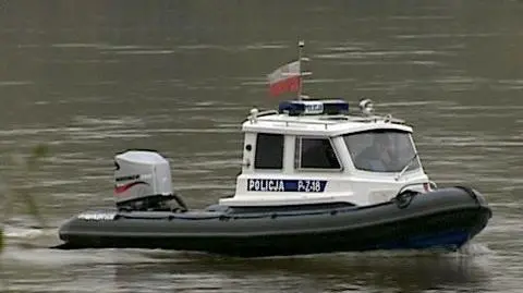 Nietrzeźwy sternik próbował uciec do wody