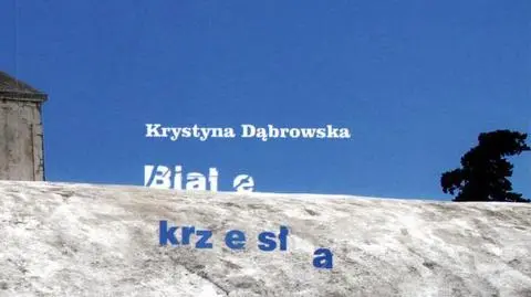 Krystyna Dąbrowska: "Białe krzesła"