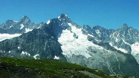 Mont Blanc "urósł" o ponad dwa metry