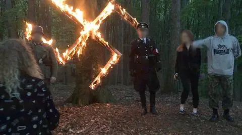 Kolejnych sześciu oskarżonych w sprawie "urodzin Hitlera"