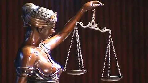 Policjant skazany. Śmiertelnie potrącił pieszego i odjechał