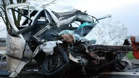 Wjechał wprost pod TIR-a