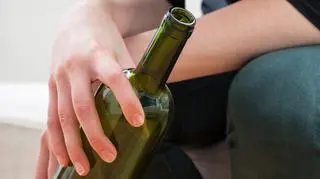 Pijana matka z Kłaja  zajmowała się niemowlęciem