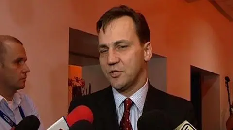 Sikorski zapowiada, że "sprawę dowcipu" odda do sądu