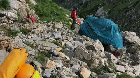Tatry. Grotołazi w Jaskini Wielkiej Śnieżnej zmarli z wychłodzenia - wstępne wyniki sekcji zwłok