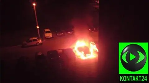 Audi A6 
 w ogniu na parkingu