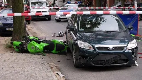 Uderzył w bok opla. Zginął na miejscu
