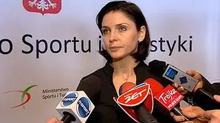 Mucha uważa, że mówienie ludziom, co powinni robić z własnymi pieniędzmi, to zła praktyka