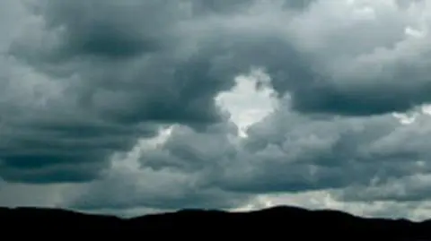 Ciesz się słońcem, póki możesz. W weekend burze