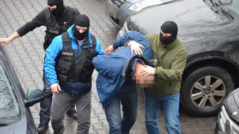 Gdańsk: Areszt dla 4 osób za handel dopalaczami