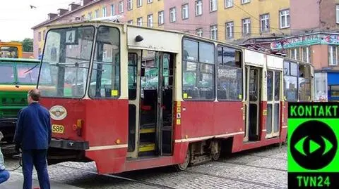 Rozpędzony tramwaj wypadł z szyn