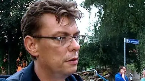 "Nie kopie się leżącego"