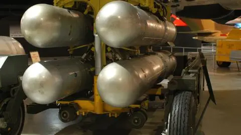 Amerykanie, obok Rosjan, mają największy arsenał nuklearny na świecie (nagranie archiwalne testu bomby termojądrowej B61)