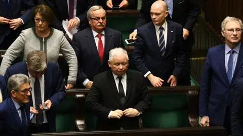 Sondaż Kantar Public. Niewielka przewaga PiS nad PO