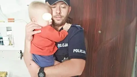 Wyważyli drzwi mieszkania. W środku półtoraroczny chłopiec, sam