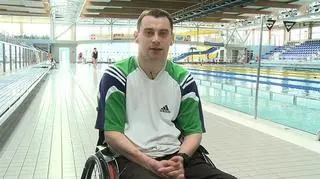 27.02 | Był całkiem sparaliżowany, teraz jest w szczycie sportowej formy. Niepełnosprawny pływak podwójnym rekordzistą świata 
