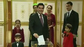 Kurbankuły Berdymuchammedow wygrał kolejny raz