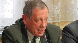 Poseł PiS Jan Szyszko zaproponował zakaz wstępu dziennikarzy TVN do Sejmu