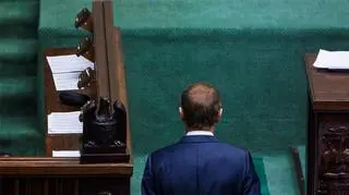 Premier Donald Tusk nie ma powodów do zadowolenia