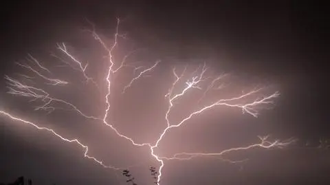 Feeria piorunów nad Poznaniem