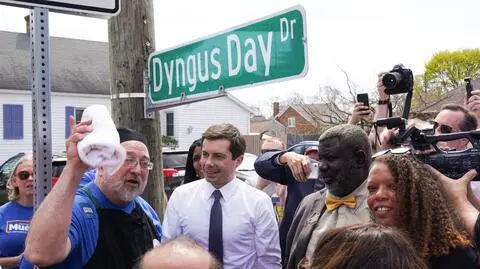 Dyngus Day. Kandydat na prezydenta USA Pete Buttigieg świętował w South Bend