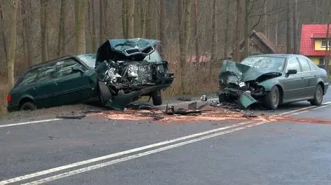 Policyjny pościg w Ostródzie, zderzenie dwóch aut