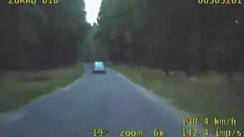 Pijany pędził 140 km/h. Zatrzymał się po pościgu