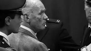 Priebke odbywał karę dożywocia za udział w masakrze 335 włoskich Żydów