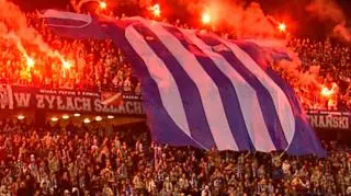 Zamknięcie stadionu to kara za odpalenie rac