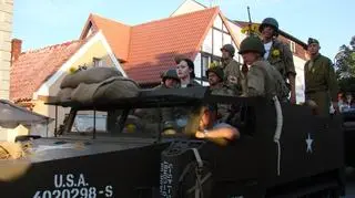 Rekonstruktorzy zjechali na Hel