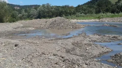 Wywożą żwir z rzek, sprawę bada prokuratura