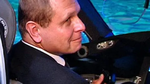 Pilot polskiego dreamlinera: Nie wiemy, co będzie dalej