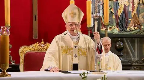 Abp Jędraszewski: nie ma już czerwonej zarazy, ale jest tęczowa zaraza