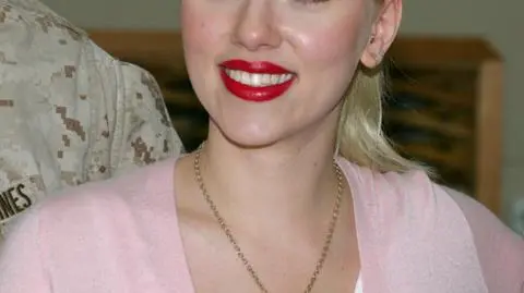 Włamał się do skrzynki Scarlett Johansson. Dostał 10 lat