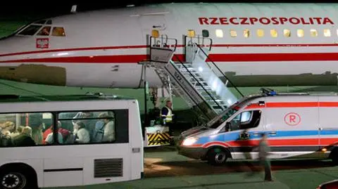 Dwoje rannych pielgrzymów przyleciało do Polski