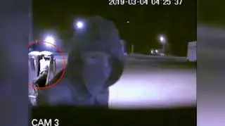 Okradli odkurzacz samoobsługowy. Szuka ich policja