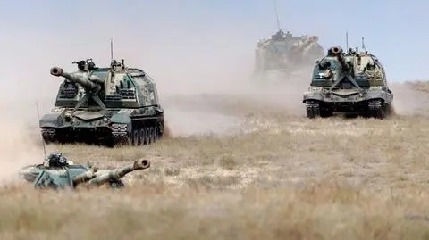 Rosjanie jak co roku latem przeprowadzają najwięcej manewrów