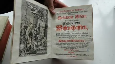 Zamek Książ odzyskał XVIII-wieczny podręcznik matematyki
