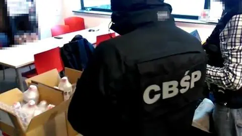 CBŚP: zlikwidowano kanał przewozu "pigułek gwałtu" na zachód Europy
